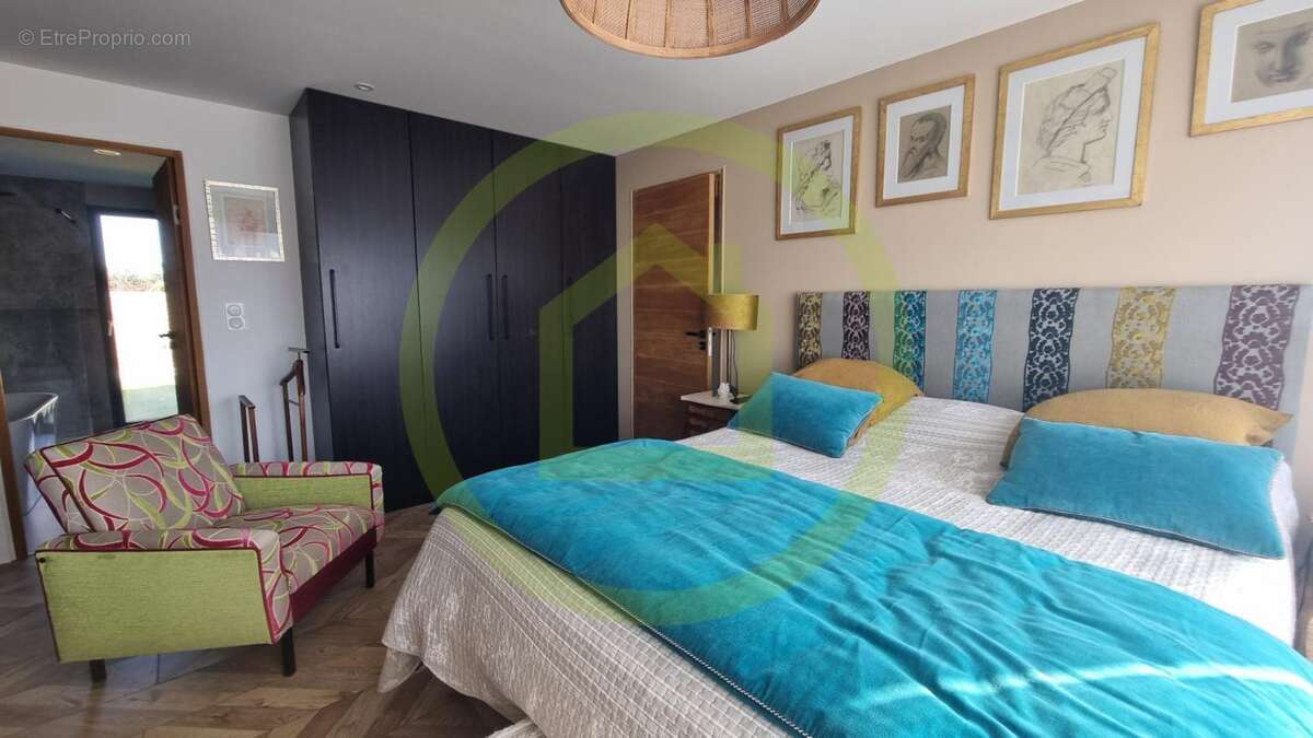 Maison 152 m² à Guerande  - photo 8