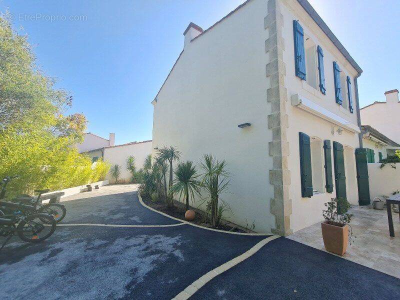 Maison à LA COUARDE-SUR-MER
