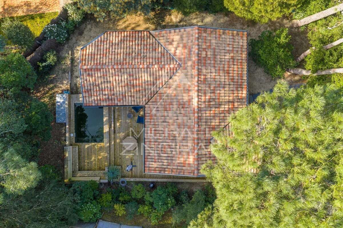 Maison à LE BOUSCAT