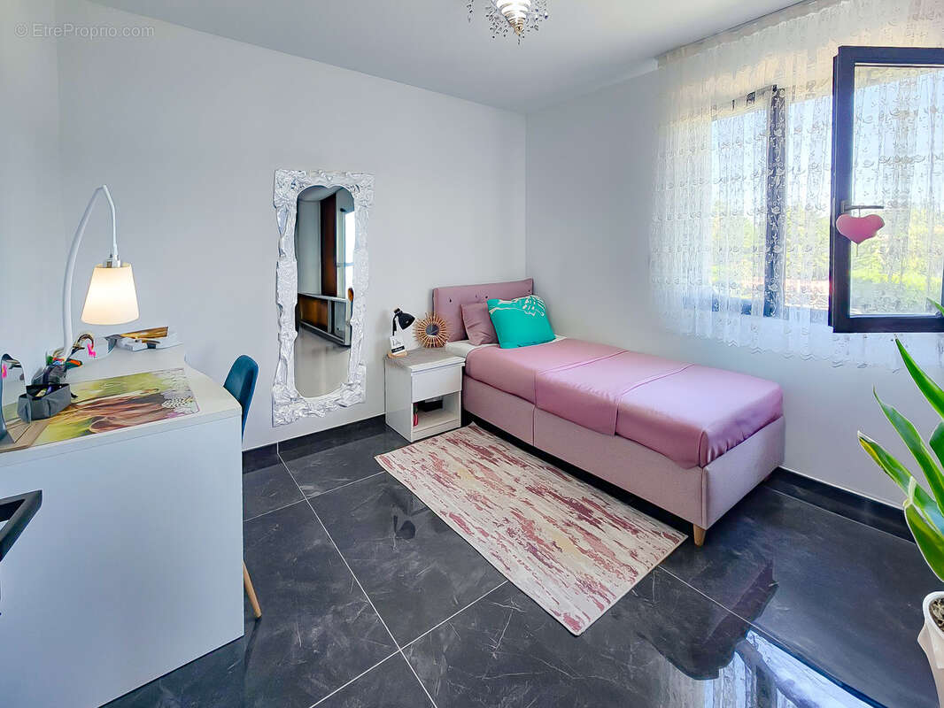 Maison à SAINT-MAURICE-L'EXIL