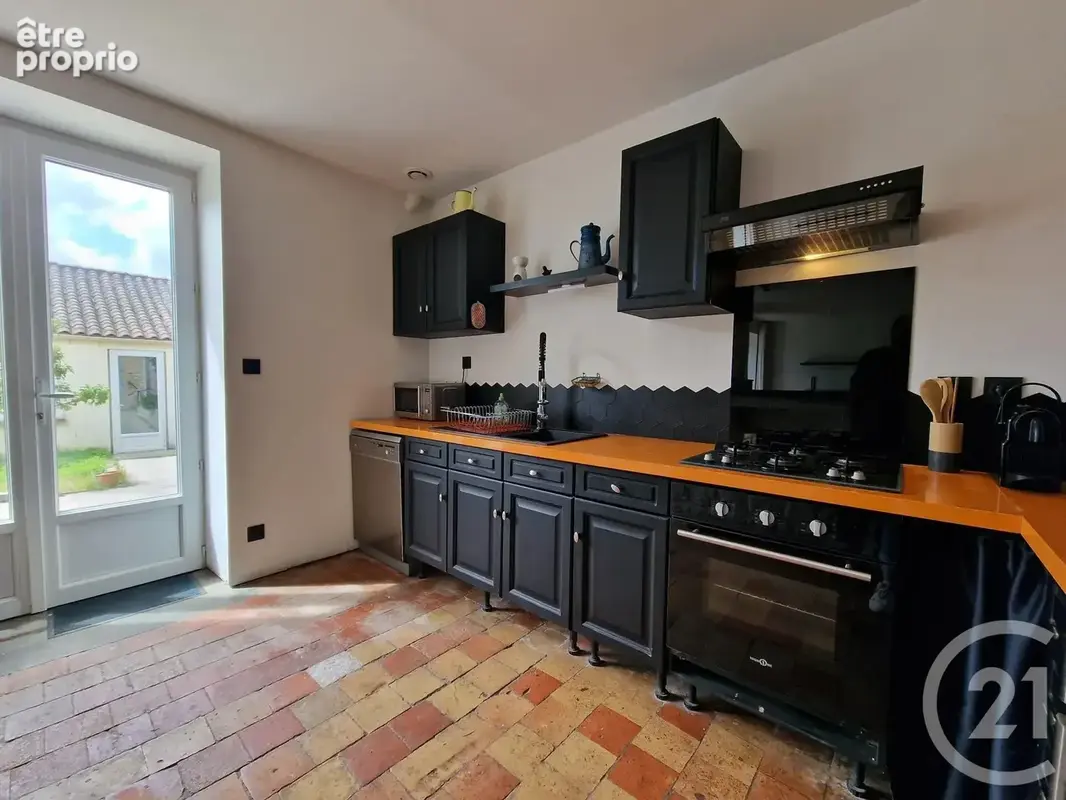 Maison 5 pièces 110 m² à vendre à Angouleme (16000) - photo 4