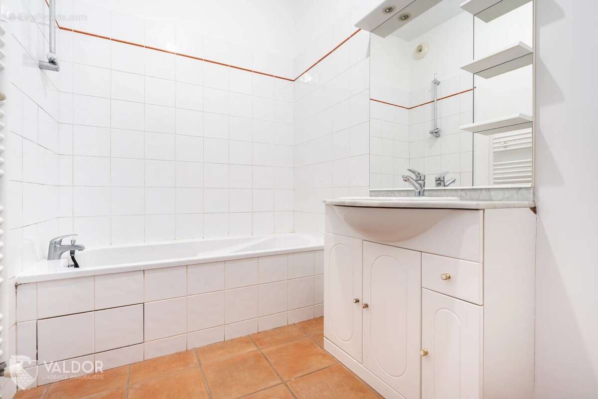 Appartement à CHARENTAY