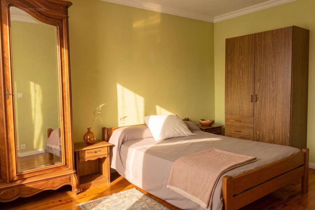 Appartement à SAINT-MAUR-DES-FOSSES