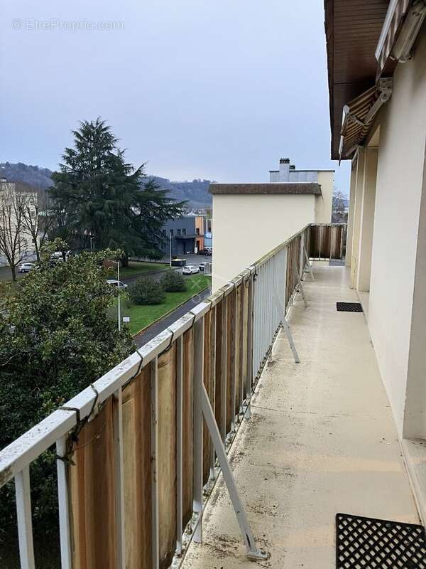 Appartement à BILLERE