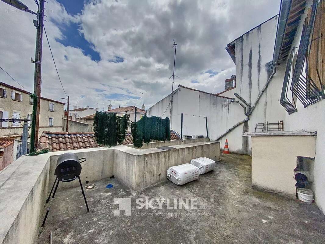 Commerce à MARSEILLE-11E