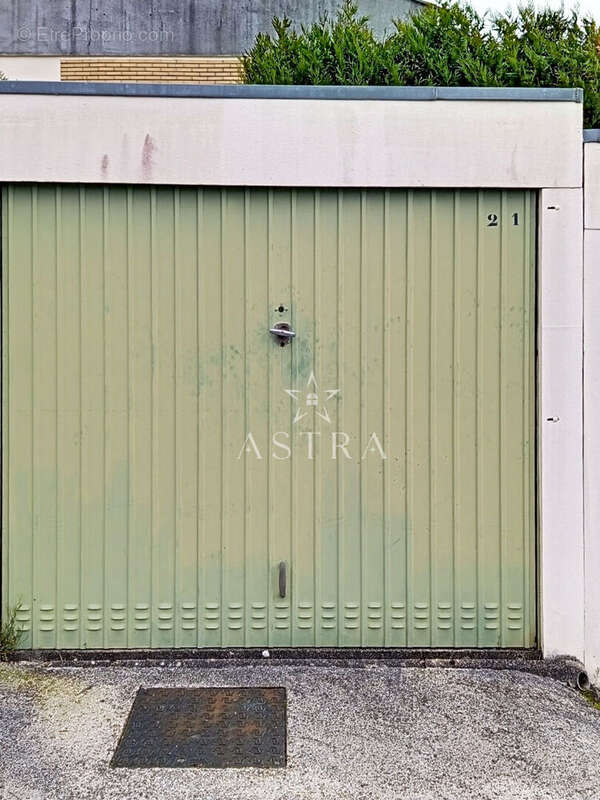 Parking à CHATENAY-MALABRY