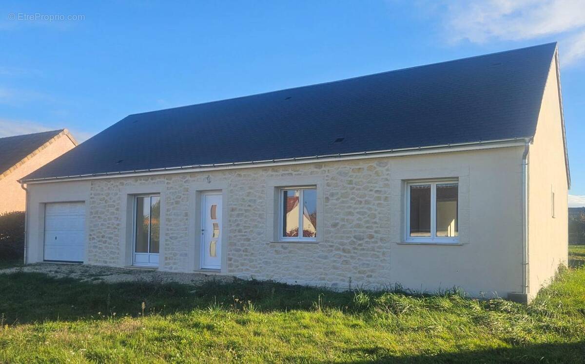Maison à CHEMERY