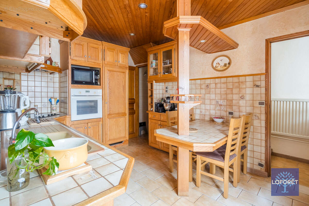 Maison à LES PAVILLONS-SOUS-BOIS