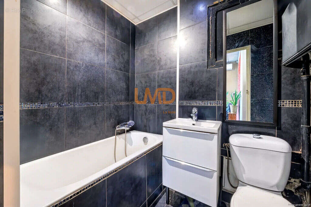 Appartement à MARSEILLE-4E