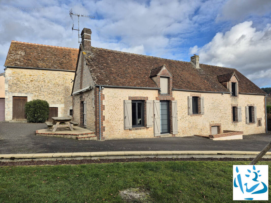 Maison à MORTAGNE-AU-PERCHE