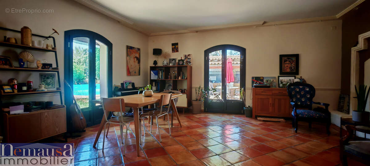 Maison à NIMES