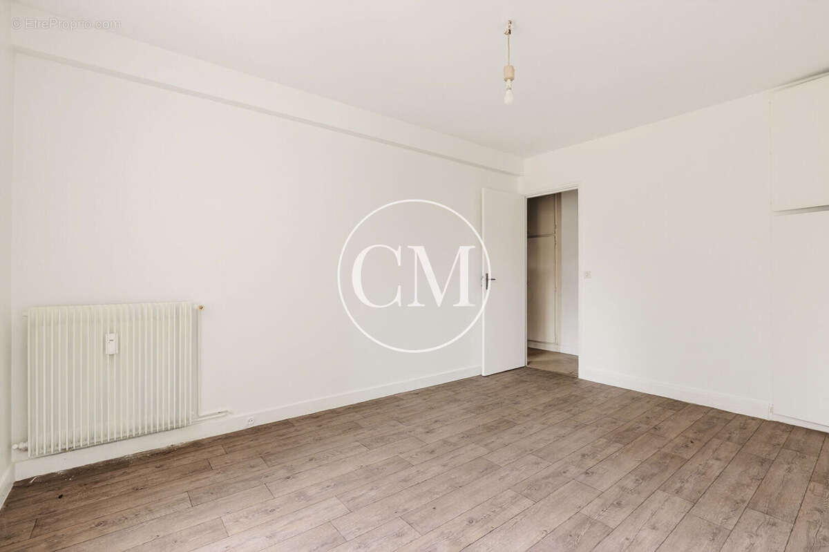 Appartement à VERSAILLES