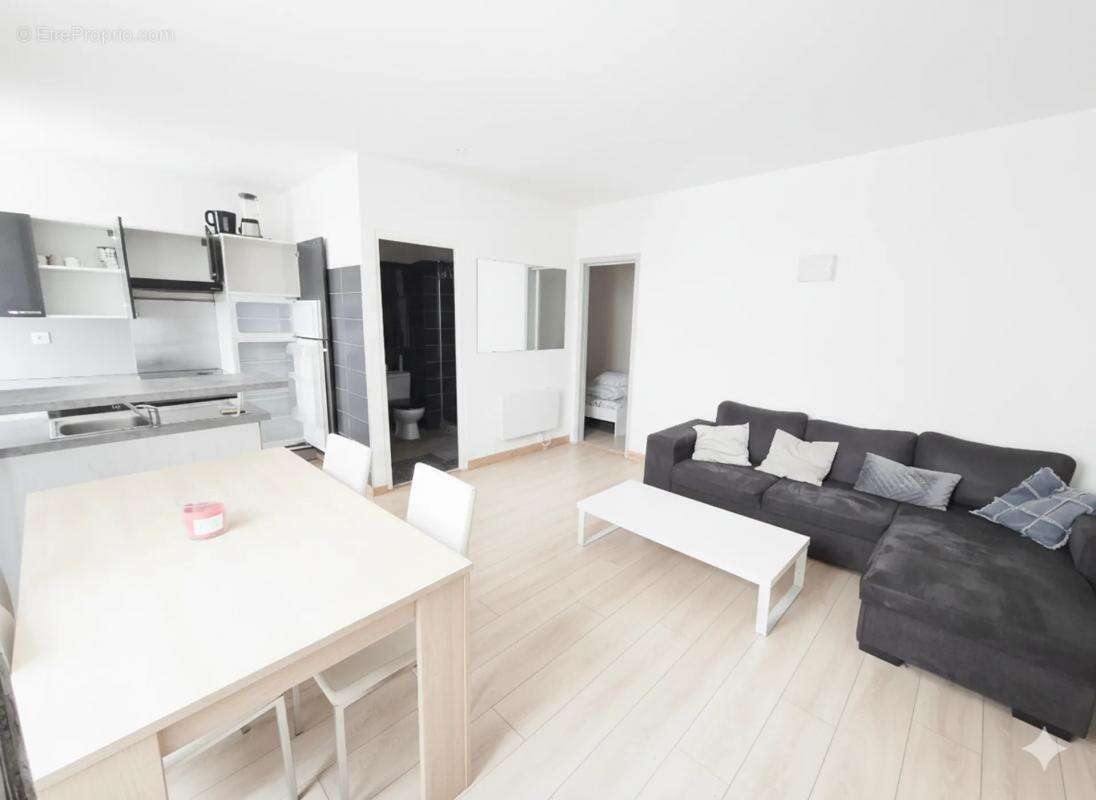 Appartement à ROMANS-SUR-ISERE