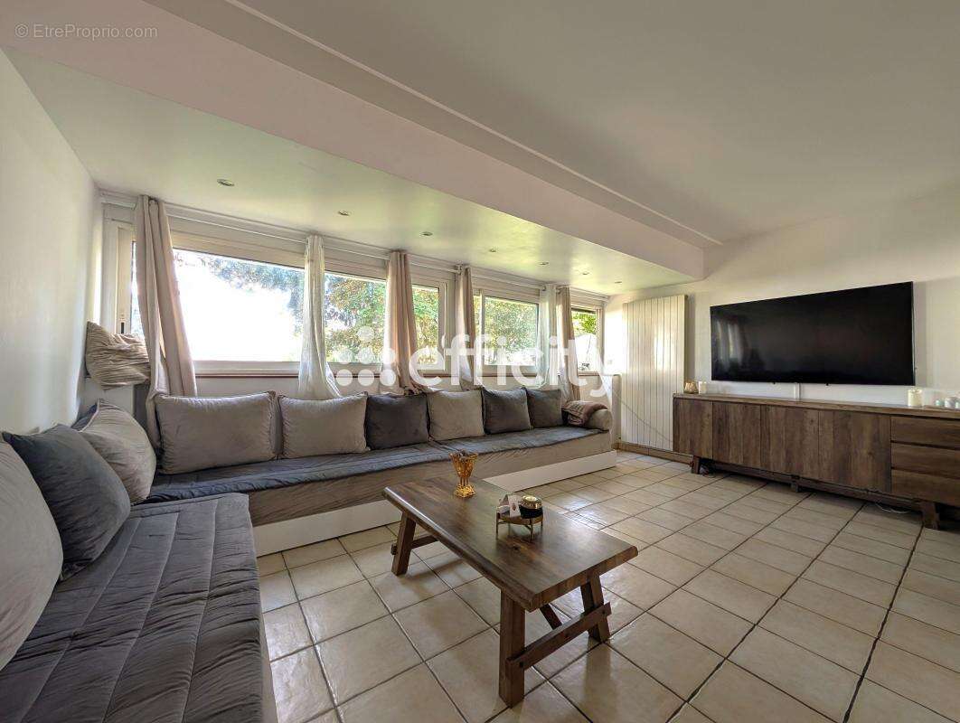 Maison à BOUFFEMONT