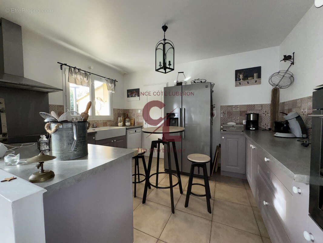 Maison à CHEVAL-BLANC