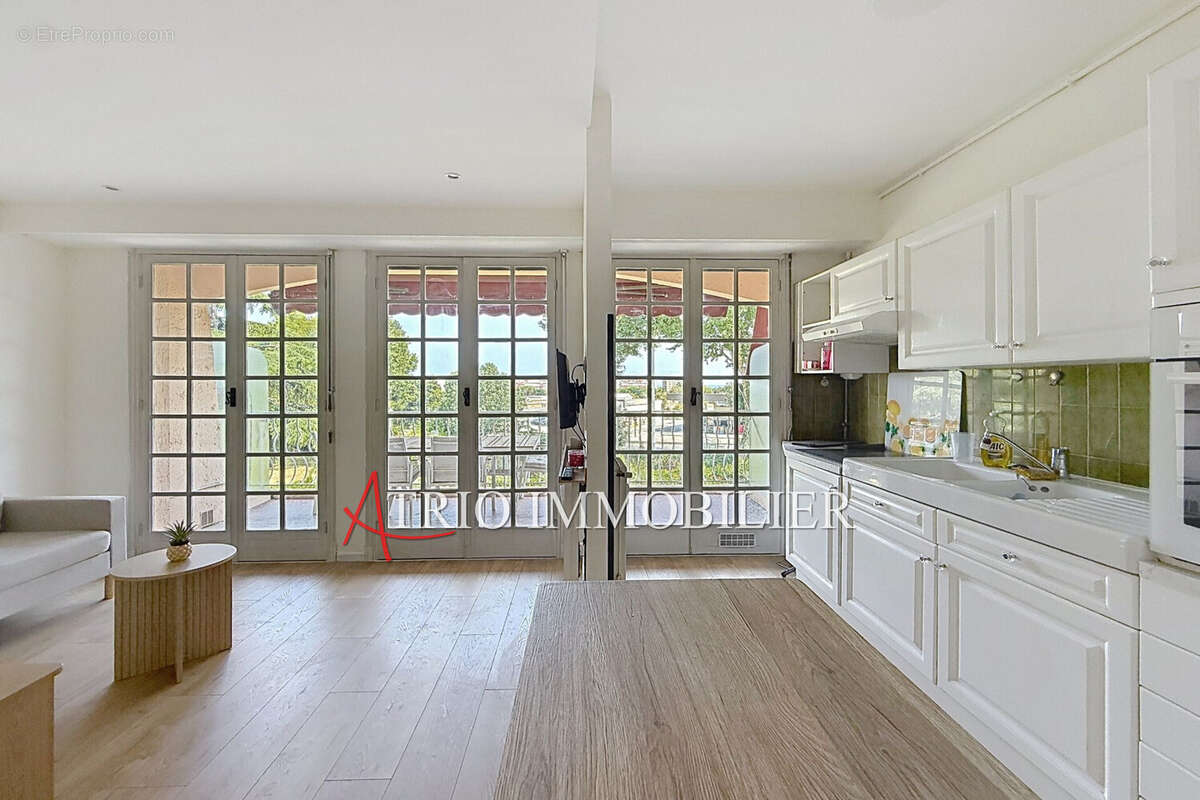 Appartement 32 m² à Cagnes-Sur-Mer  - photo 3