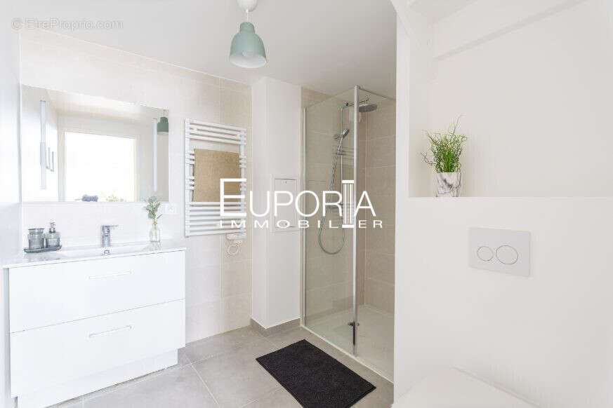 Appartement à VANVES