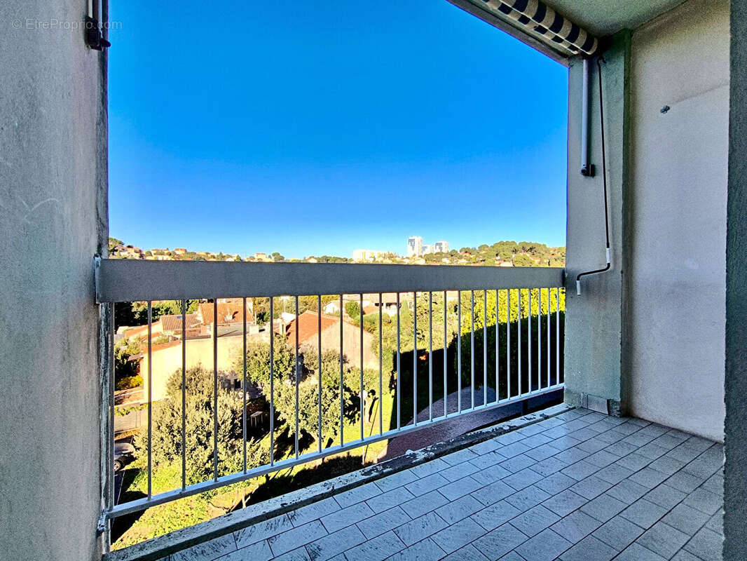 Appartement à MARSEILLE-15E