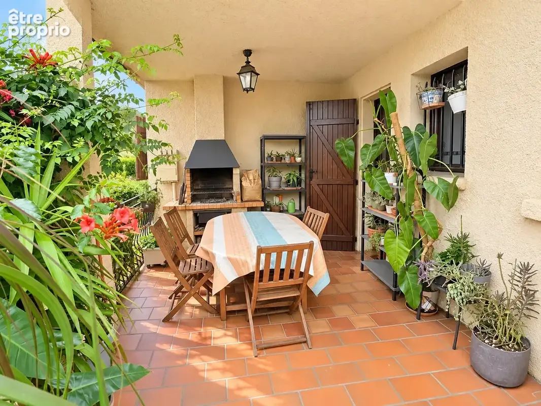 Maison T6 à Balma de 168m2 avec piscine et garage double ! - photo 14