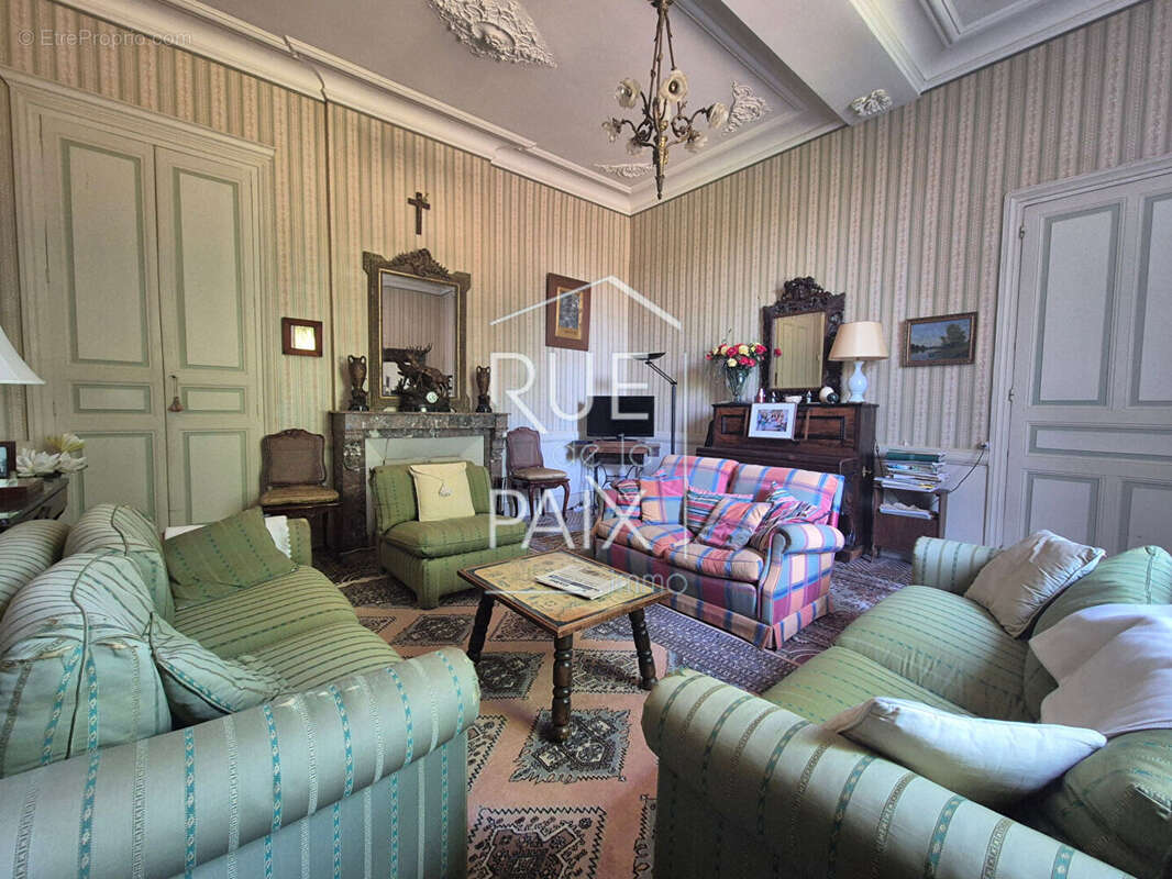 Maison à BASSES