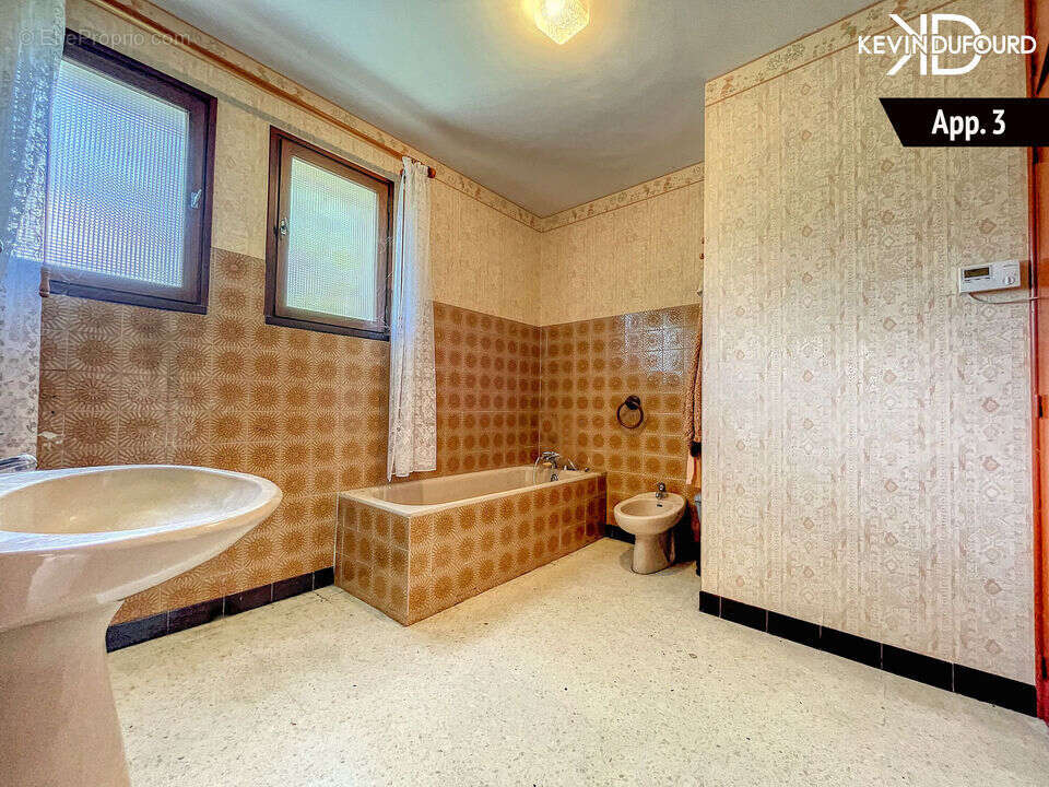 Maison de 335 m² sur un terrain de 1550 m² à - photo 18