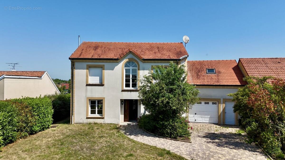 Maison à DONCOURT-LES-CONFLANS
