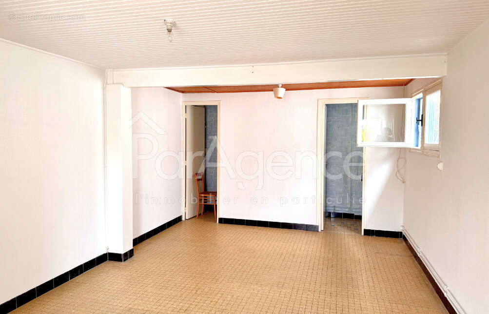 Maison à VAUX-SUR-MER