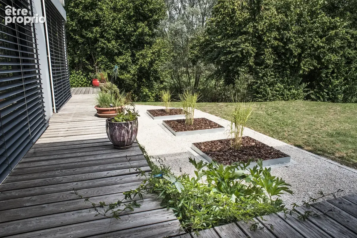 Propriété d’exception avec vue sur la rivière   Volumes, élégance et nature - photo 22