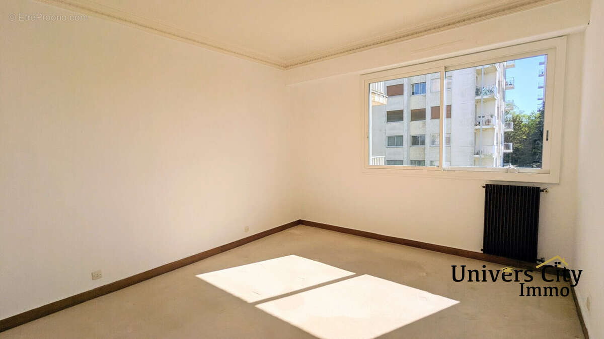 Appartement à SAINT-SEBASTIEN-SUR-LOIRE