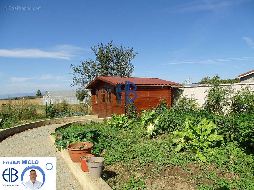 Maison à BEAUREPAIRE