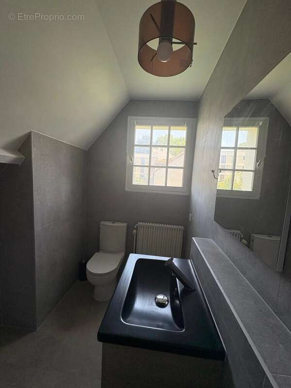 Maison à SAINT-NOM-LA-BRETECHE