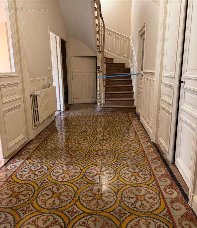 Maison 421 m² à Puiseaux  - photo 11