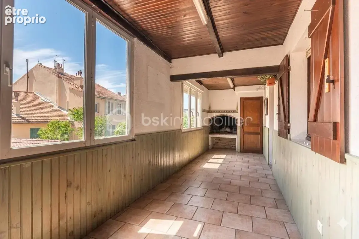 *** retour à la vente suite refus de prêt *** au coeur de la loubière *** t3/4 traversant à rénover avec terrasse *** - photo 4