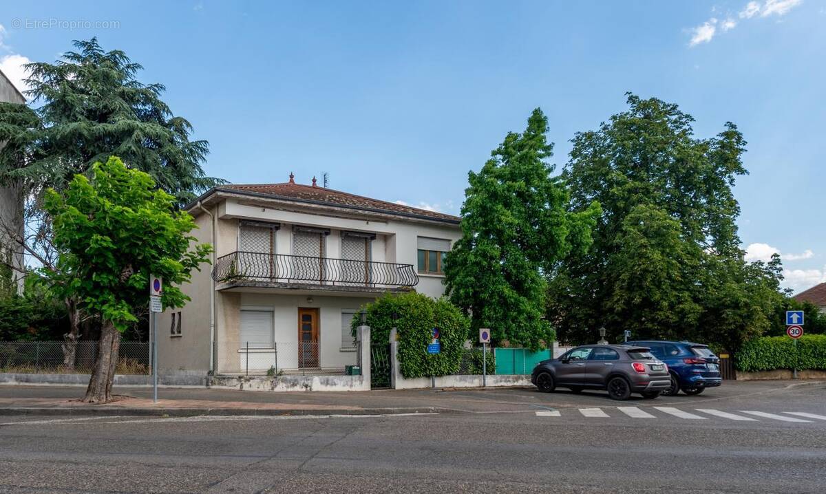 Appartement à ROUSSILLON