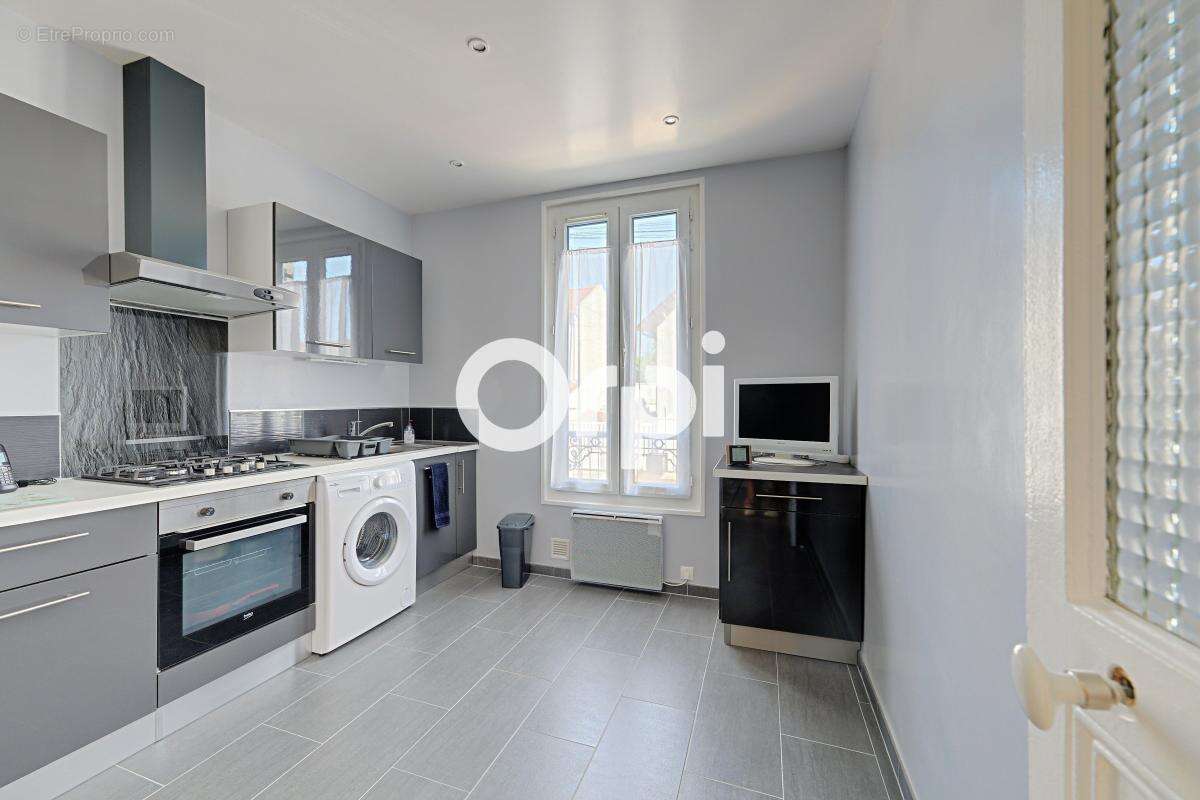 Maison à NEUILLY-PLAISANCE