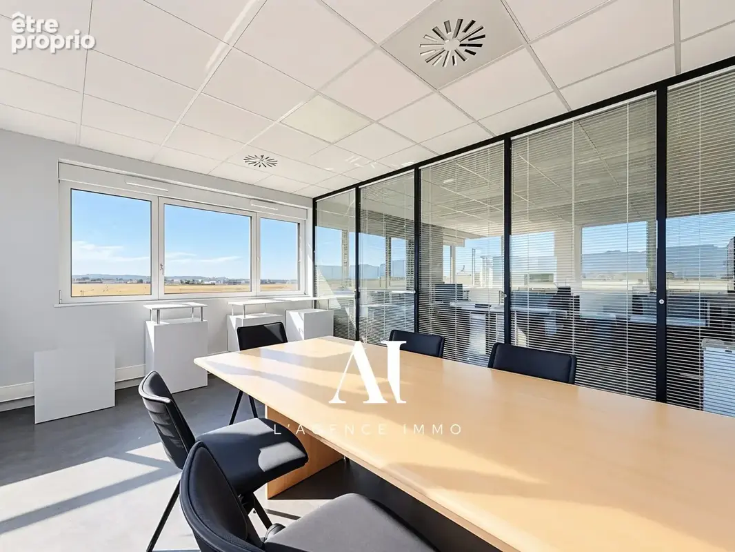 Commerce 121 m² à vendre à Chateau-Gaillard (01500) - photo 8