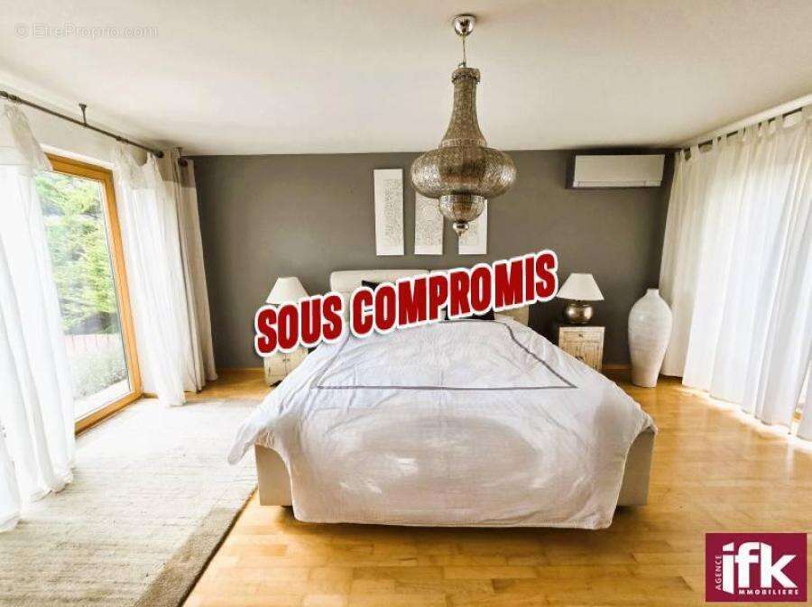 Belle propriété 249m2 sur un terrain de 15 ares à Algolsheim avec piscine - photo 9