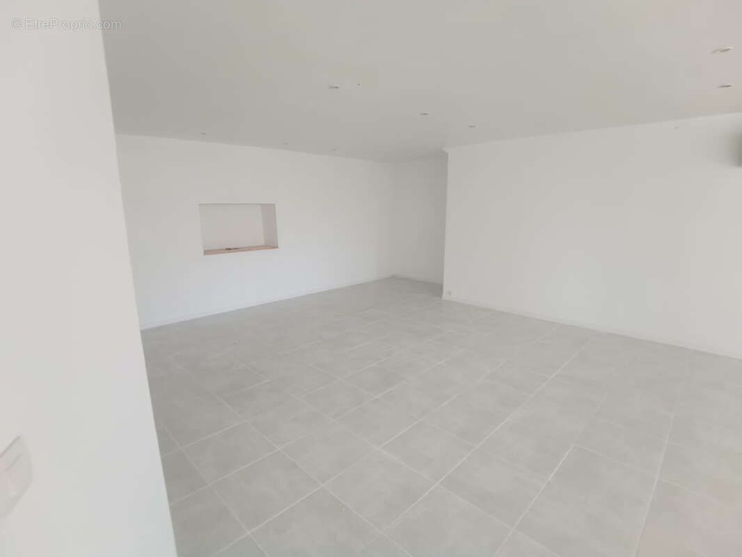 Maison à MONTEMBOEUF