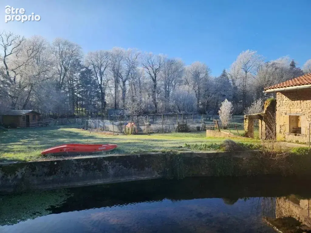 Ancien moulin du XVIe siècle avec maison d'amis, chambres d’hôtes et 2 hectares - photo 21