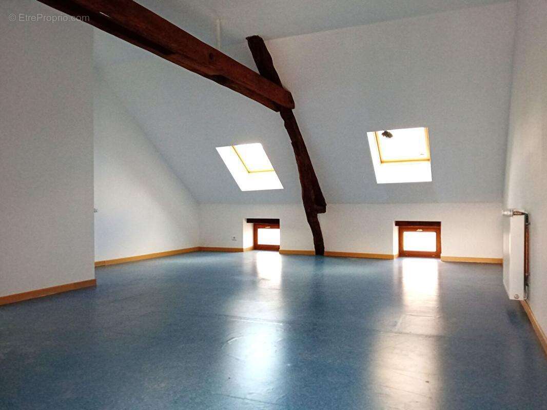 Appartement à LIMOGNE-EN-QUERCY