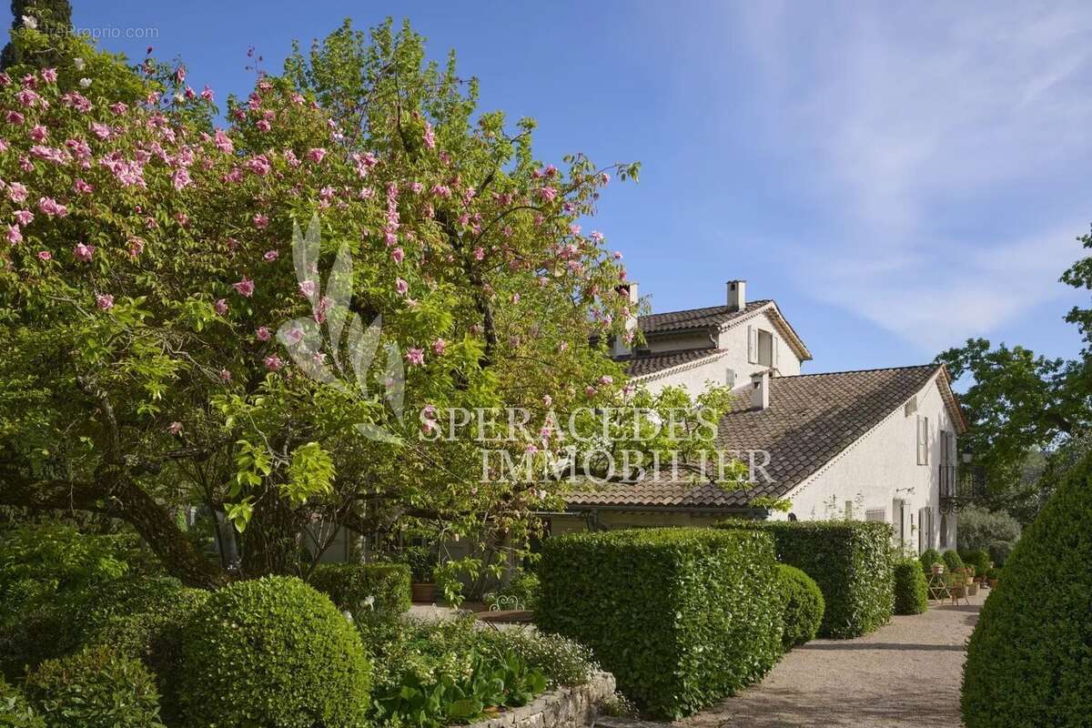 Maison à PEYMEINADE