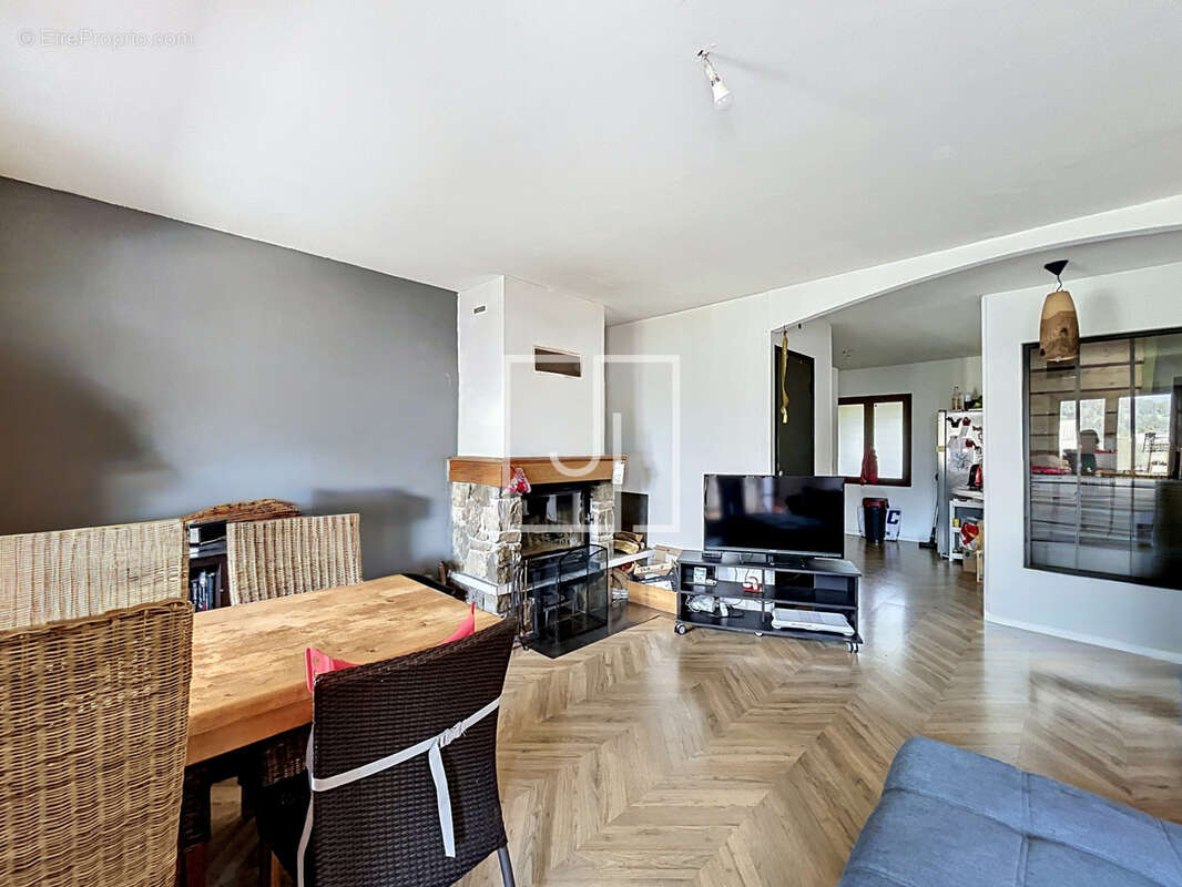 Appartement à BARCELONNETTE