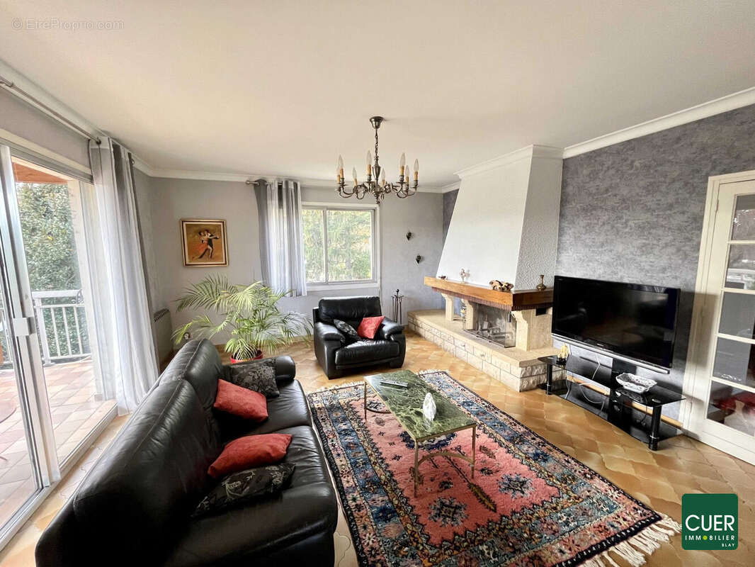 Maison à LA ROCHE-DE-GLUN