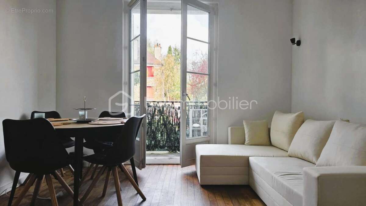 Appartement à ATHIS-MONS