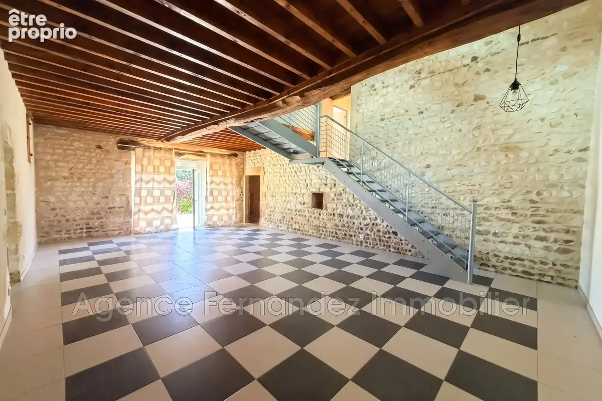 Maison 6 pièces 175 m² à vendre à Semur-En-Brionnais (71110) - photo 6