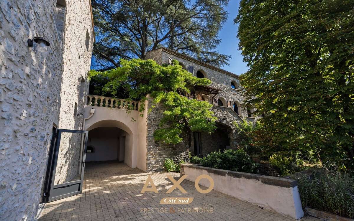 Maison à SAINT-AMBROIX