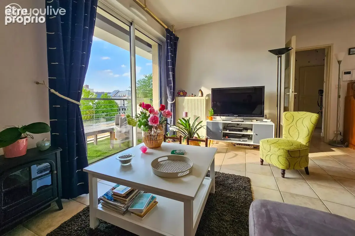 Exclusivité – appartement t2 avec balcon, vue dégagée et parking - photo 3