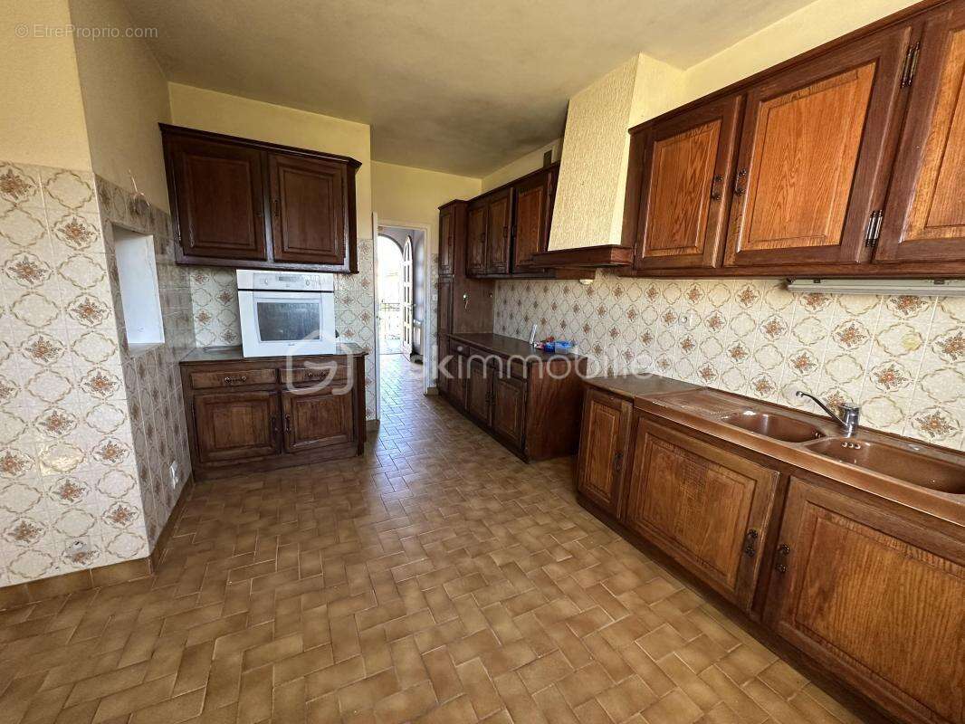 Maison à NEUVILLE-DE-POITOU