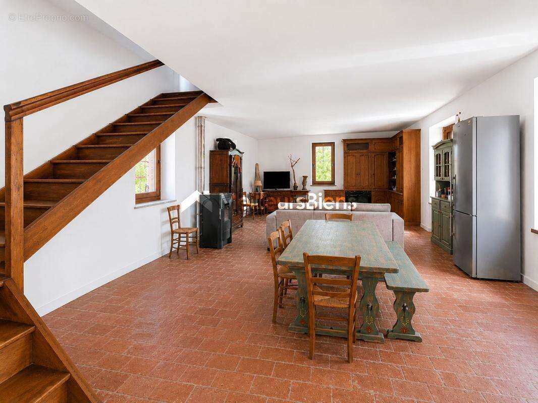 Exclusivité - Sud Ardèche - 07460 - Maison indépendante en pierres 100 m2  – 3 chambres, jardin intimiste et terrasse couverte - photo 7