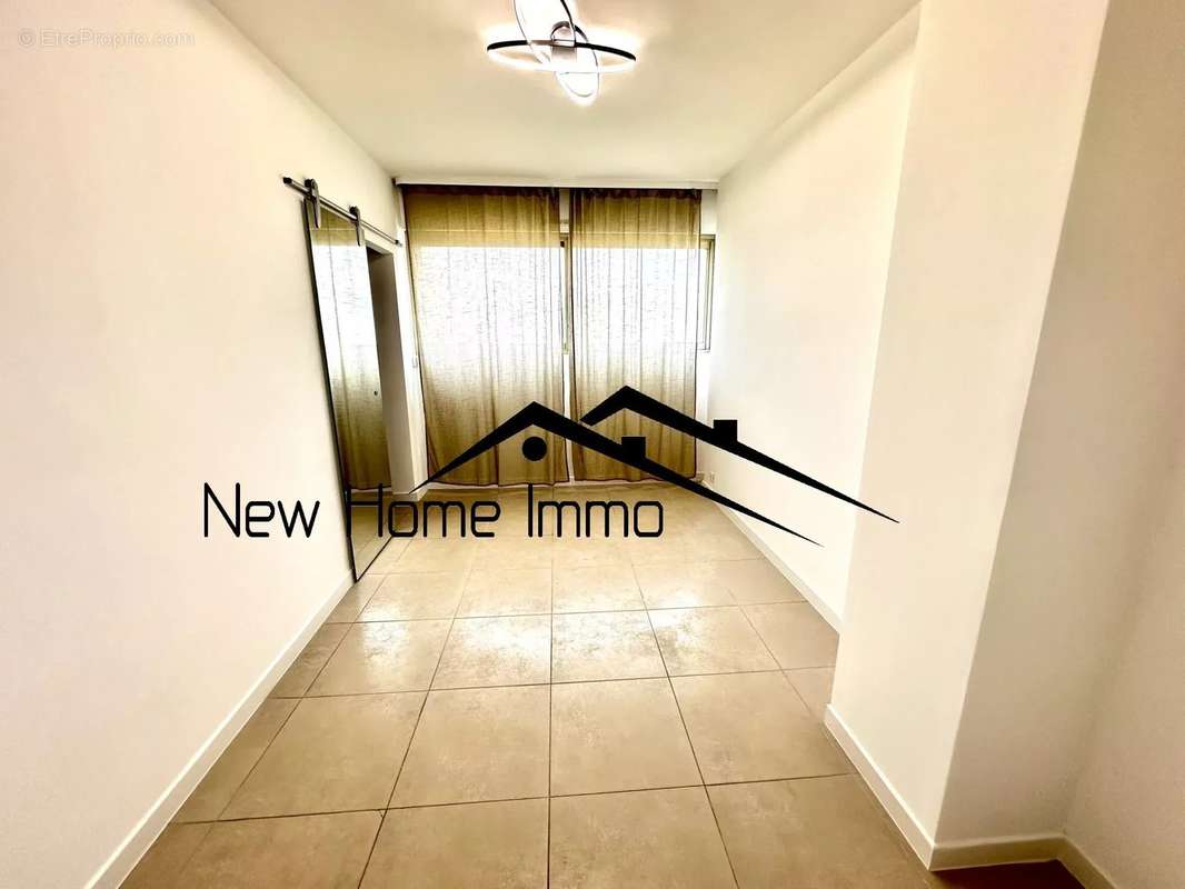 Appartement à MARSEILLE-8E